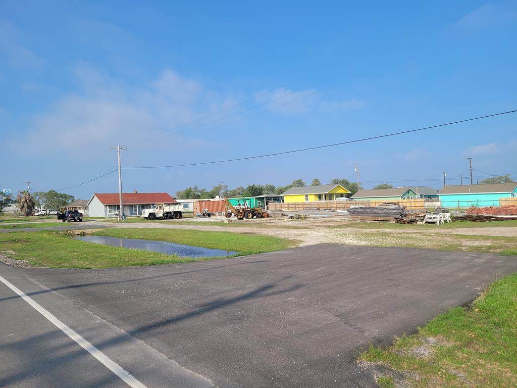 6661 Hwy 35 N - Photo 1