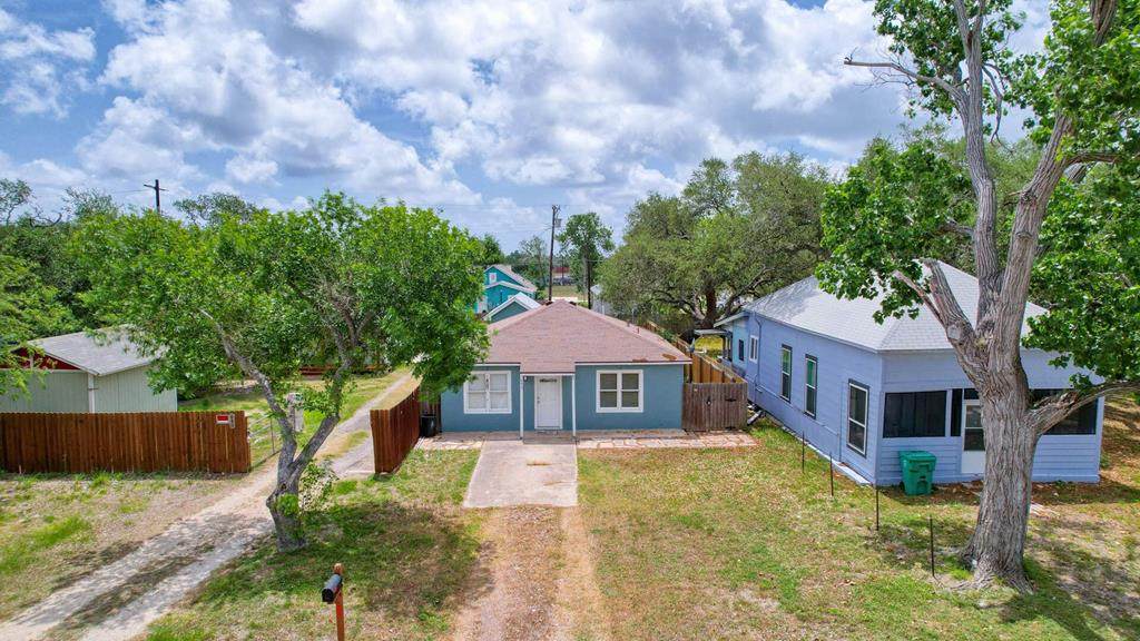 653 Rife - Photo 1
