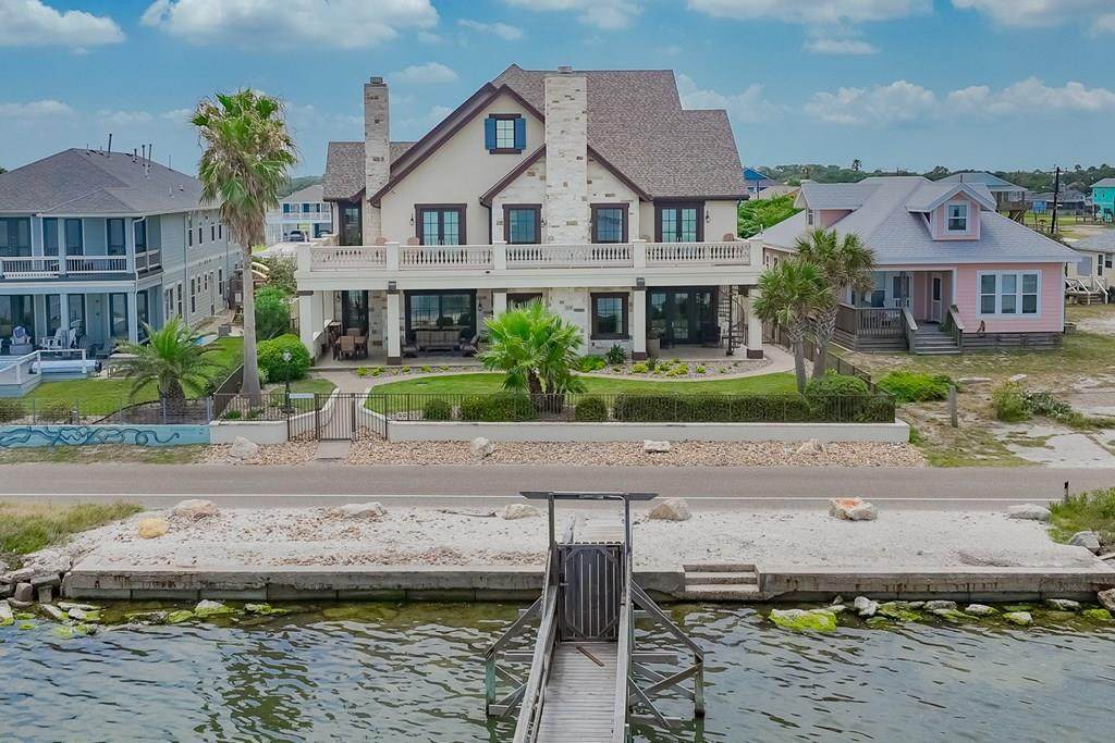 1229 Water St - Photo 1