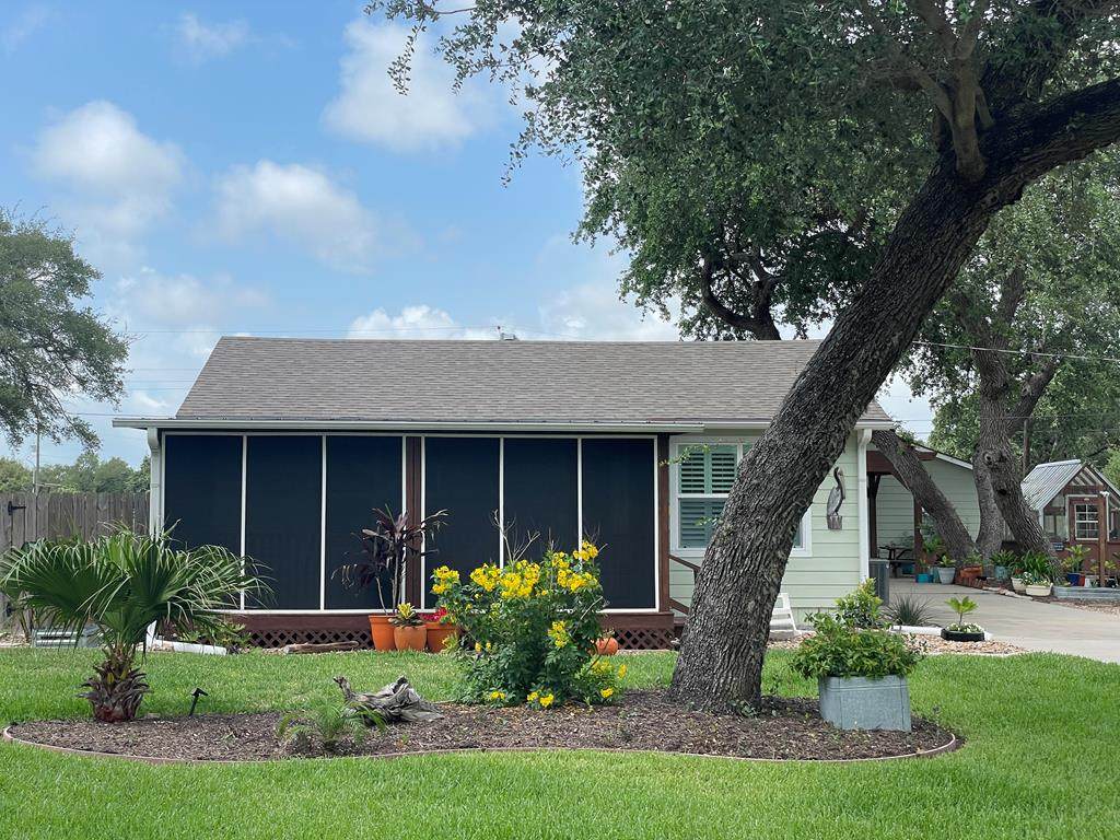 108 Palm St. - Photo 1