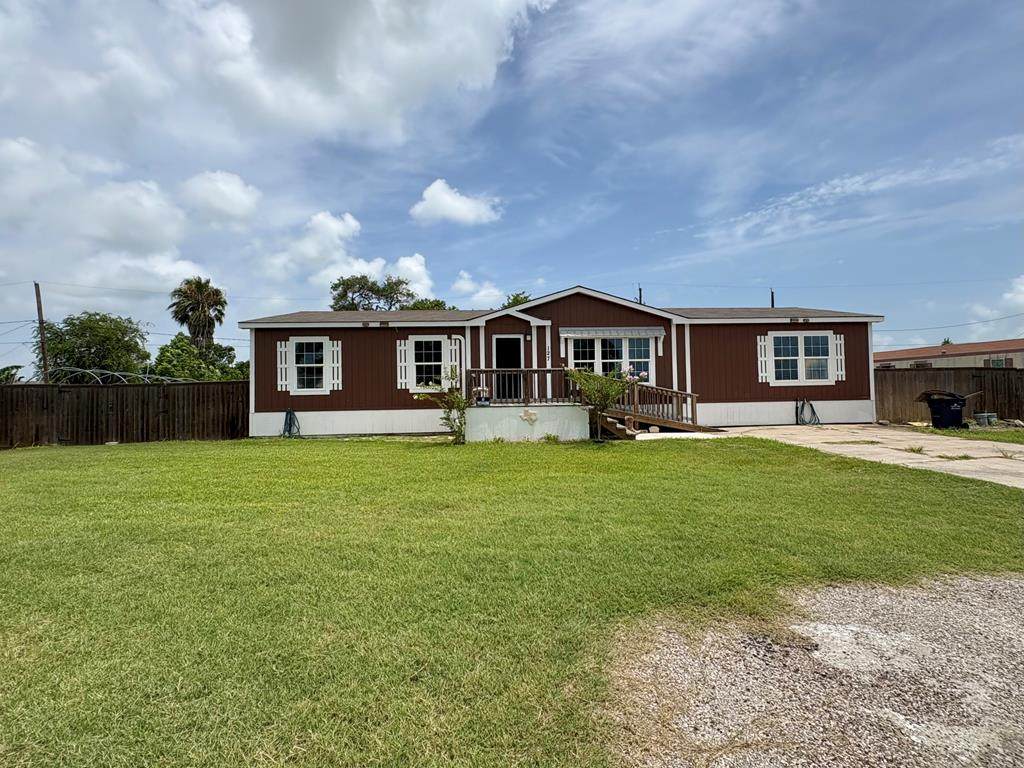 127 Copano Heights Blvd - Photo 1