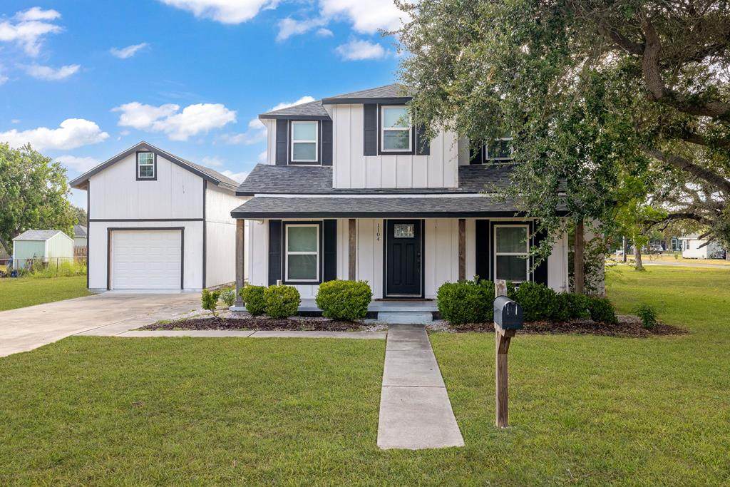 1104 Allen St. - Photo 1