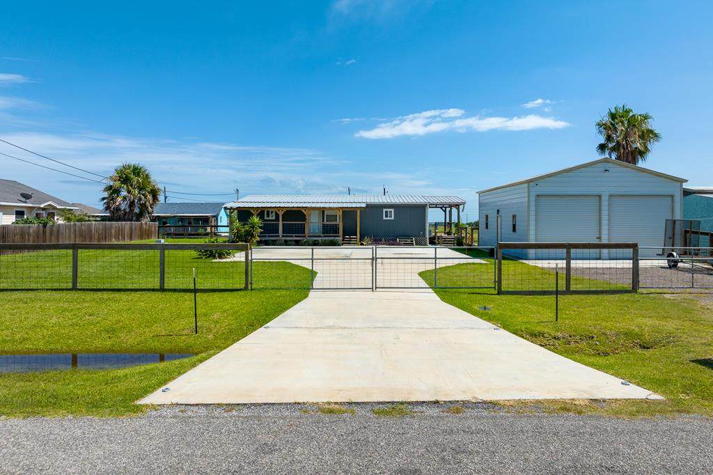 207 Pompano - Photo 1