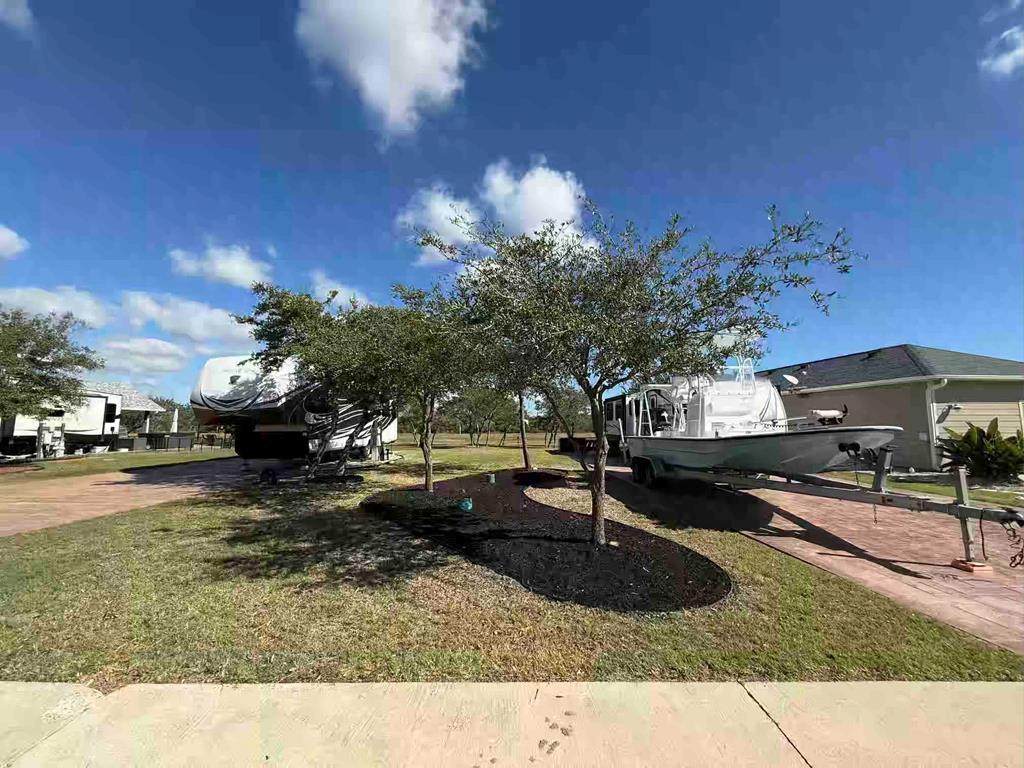 26 Augusta Circle - Photo 1