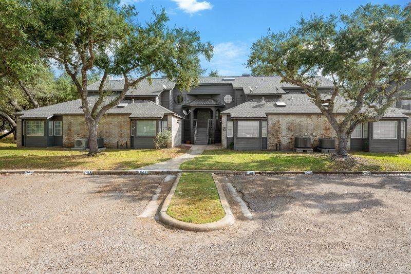 210 Oak Bay #1101 - Photo 1