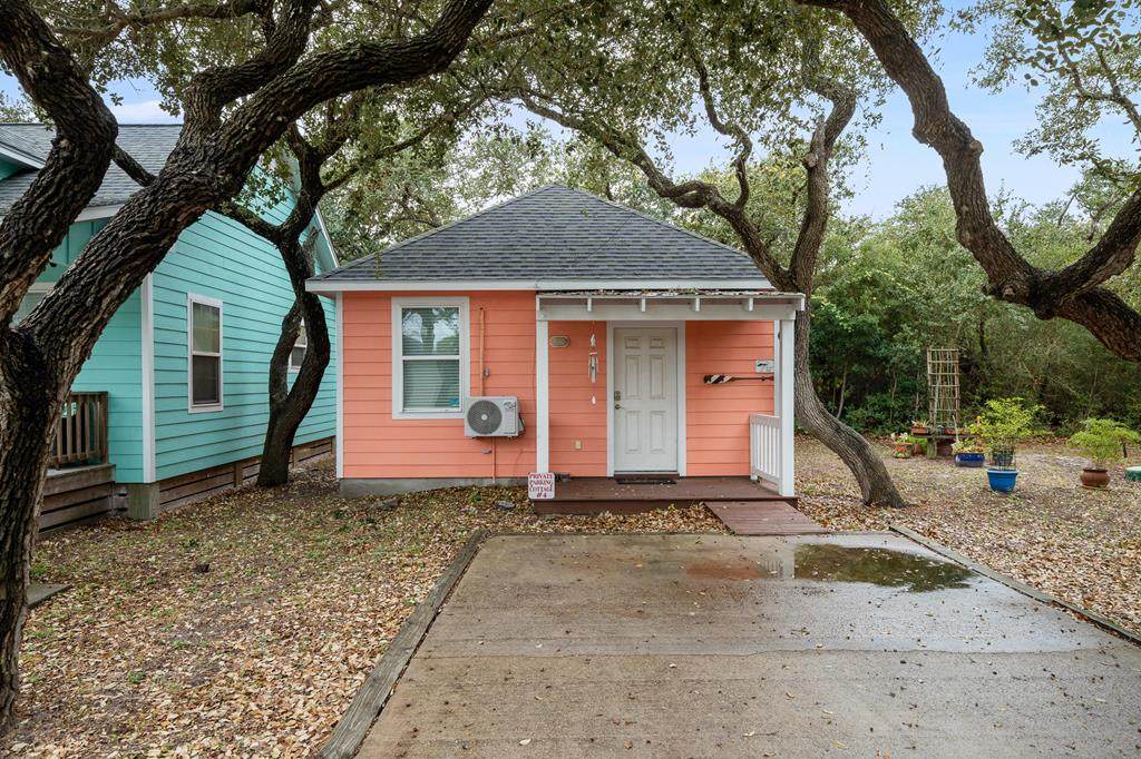 5481 Hwy 35 N - Photo 1