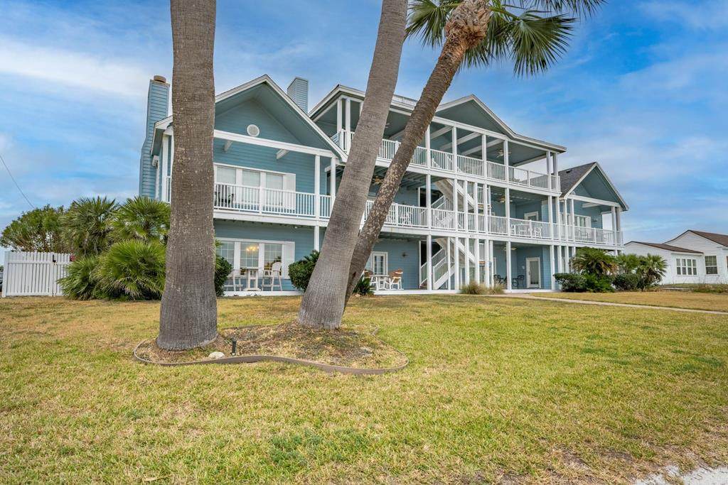 627 Water Street - Photo 1