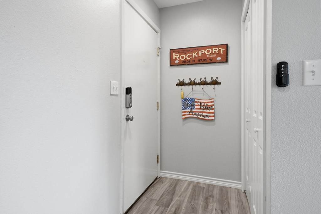 https://bt-photos.global.ssl.fastly.net/rockport/orig_boomver_3_154914-2.jpg