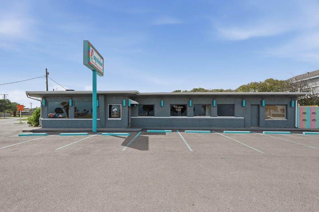 701 Hwy 35 N - Photo 1