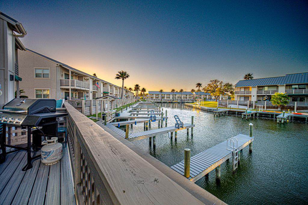 1903 Bayhouse - Photo 1
