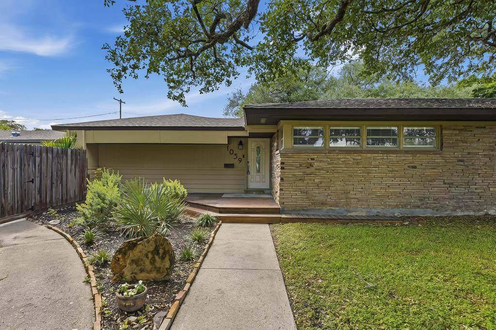 1059 Mccampbell St - Photo 1