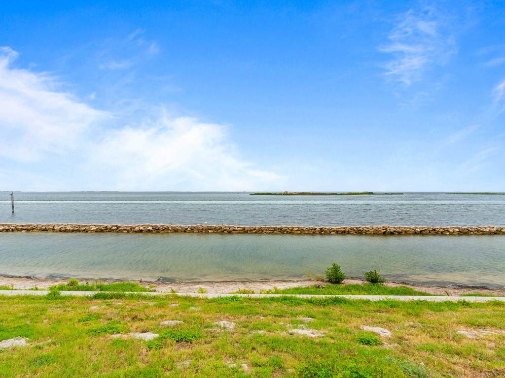 https://bt-photos.global.ssl.fastly.net/rockport/orig_boomver_1_155627-2.jpg