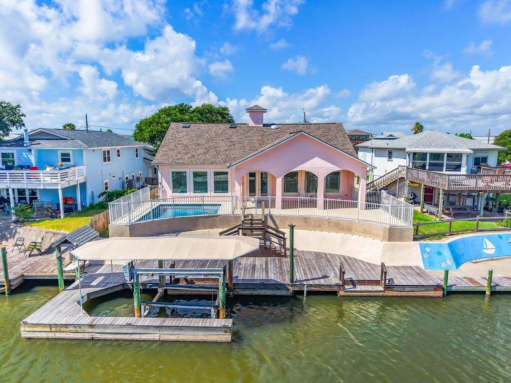 244 Starboard Ave - Photo 1
