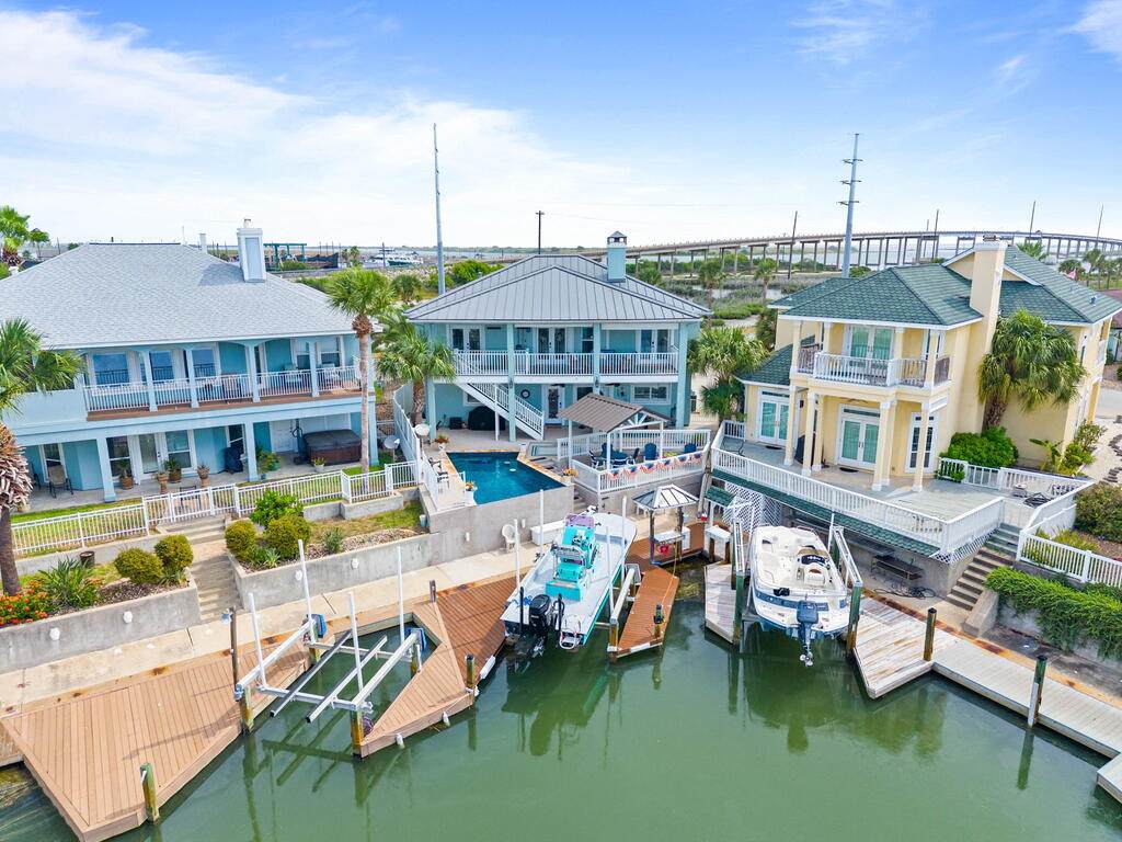 104 Bay Harbor Dr - Photo 1