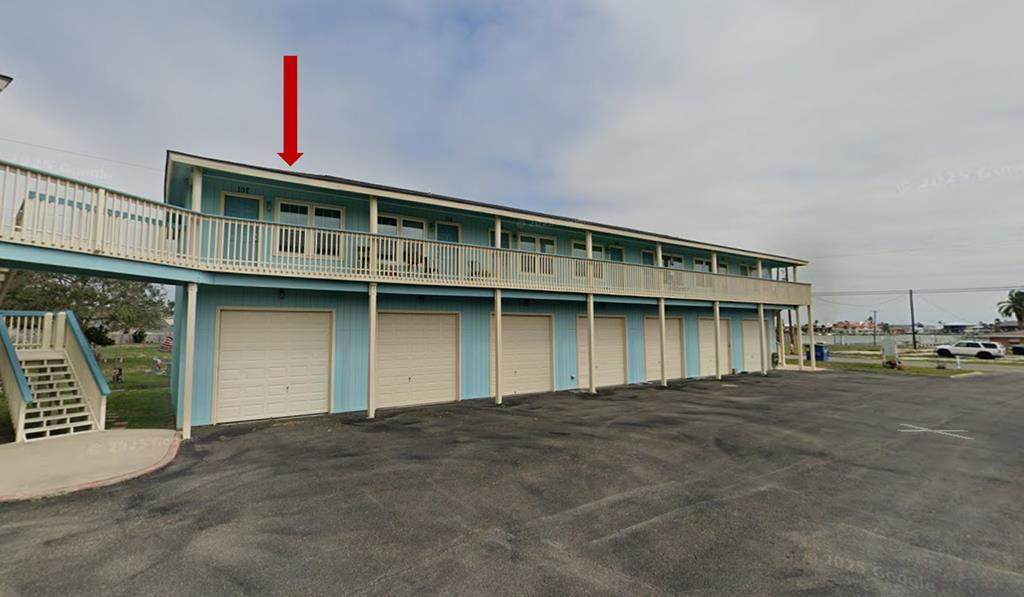 1809 Hillcrest #107 - Photo 1