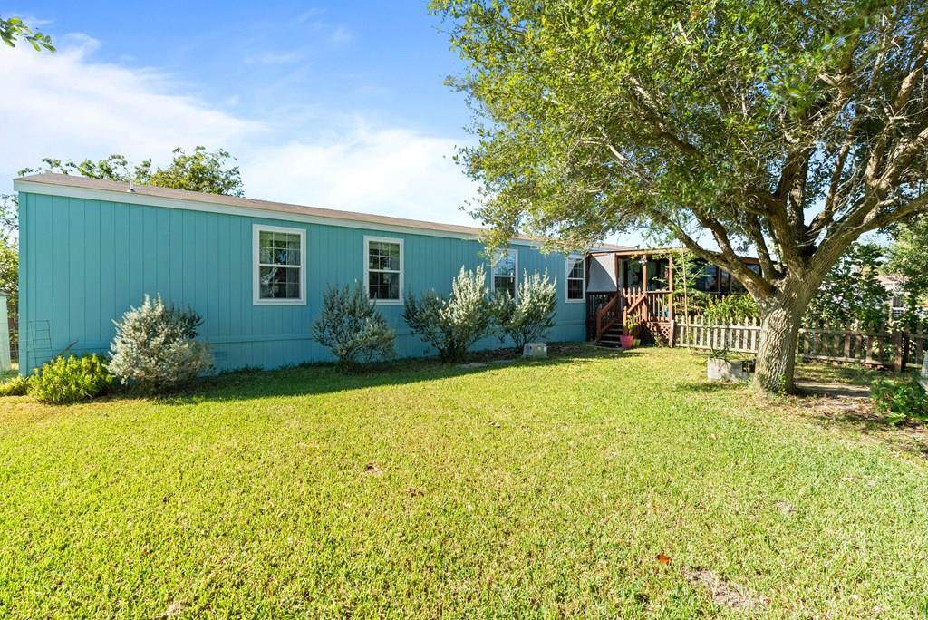 140 Bermuda Dr - Photo 1