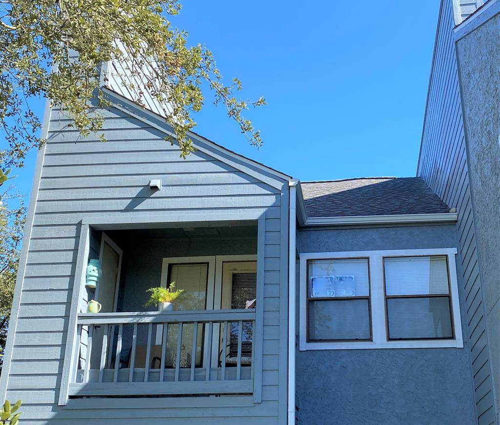 209 Forest Hills - Photo 1