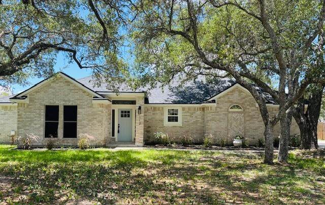 112 Sierra Woods - Photo 1