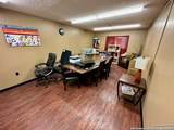 1010 Zanderson Ave - Photo 12