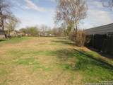 000 Eldridge Ave - Photo 1