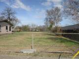 000 Eldridge Ave - Photo 4