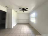 2205 Louise St - Photo 3