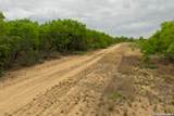 6 Fm 1581 - Photo 17