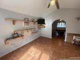 131 Oak Springs - Photo 17