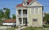 315 Hackberry St - Photo 1
