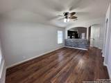 1002 Birdsong Ln - Photo 3