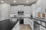 1680 Lakeview Dr - Photo 17