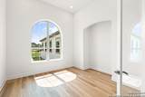 239 Legend Park - Photo 9