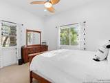 9318 Oak Ledge - Photo 20