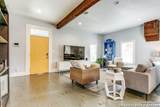 312 Burleson - Photo 7