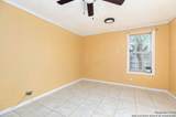 13934 N I-35 - Photo 13