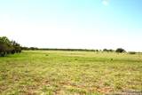 2972 Ranch Rd 783 - Photo 4