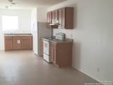 930 Drury Ln - Photo 4