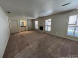 2611 Eisenhauer Rd - Photo 7