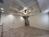 7011 Donovan Way - Photo 4