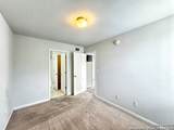 340 Perry - Photo 10