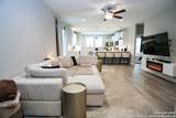 1511 Sandalwood Ln - Photo 3