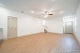 2527 Lynwood Bend - Photo 4