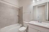 111 Valencia - Photo 18