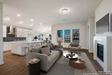 111 Valencia - Photo 3