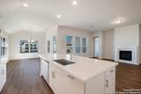 111 Valencia - Photo 8