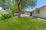 122 Zeuty - Photo 13