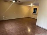111 Rene - Photo 2