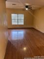 111 Rene - Photo 5