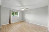 7901 Broadwick - Photo 11