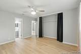 7901 Broadwick - Photo 14